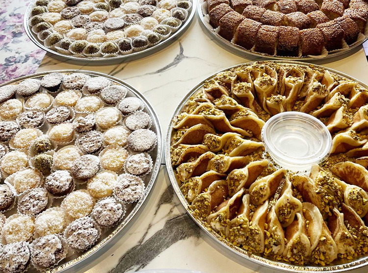 SemSem Dessert Trays